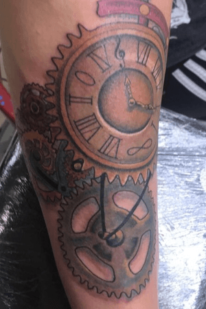 Jammy tattoo arles, france. first part #colour #inked #watch 