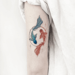 Individual goldfishes tattoo ✨ Artist: @nastyafox For bookings: nastyafoxtattoo@mail.ru #tattoo #saintpetersburgtattoo #fishtattoo #colortattoo #goldfishtattoo #birdtattoo #russiatattoo #spbtattoo #nastyafoxtattoo