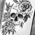 Just sketching #skullsandrose #skull 