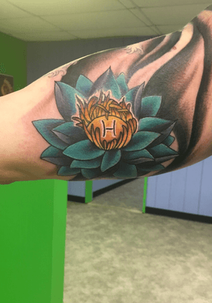 Lotus Flower with Family Brand