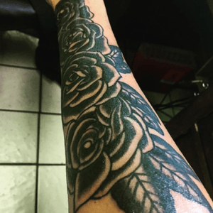 Roses /black/tattoo #tattoo #flowertattoos #blackinktattoo 