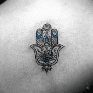 No.94 Blue Hamsa #tattoo #littletattoo #hamsa #hamesh #blueink #blue #eye #apotropaic #amulet #magical #protection #five #bylazlodasilva