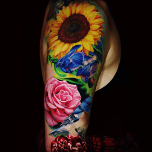 Artist Jamie Schene #flowers #sleeve #sunflower #roses 