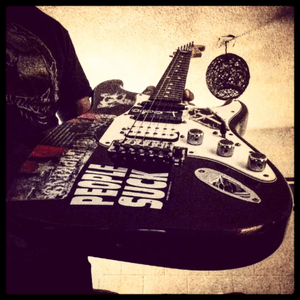 #megandreamtattoo  my guitar. present from my old brother. The best present ever!!!! So i want it in my shoulder Meg!!!!