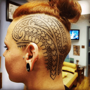 Head tattoo by @shannondaley #pittsburghtattooco #pittsburgh #headtattoo 