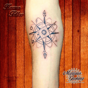 Compass tattoo#tattoo #marianagroning #karmatattoo #cdmx #MexicoCity #compass #molecule 