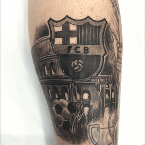 Escudo del F C Barcelona . #tattoo #tattoos #blacandwhite #ink #inktattoo #inkjectaflitev2 #fcbarcelona #coliseum #roma #Futbol #followme #follow 