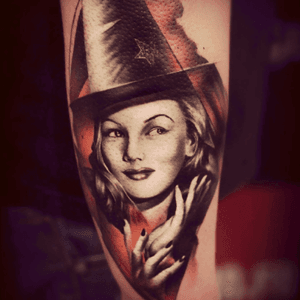 Pin-up witch on the back of my forearm done by the great Thomas Carli Jarlier, at Noire ink tattoo Parlour, Clermont-Ferrand, France