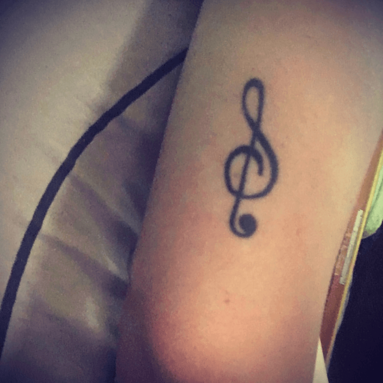 My first tattoo KH awoke my interest in music and Im currently learning  how to play the piano This tattoo represents both themes  rKingdomHearts