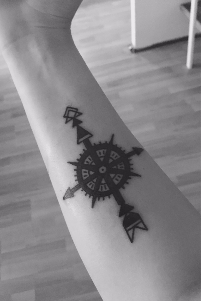 Tattoo uploaded by Meñique Rosales • The First Tattoo #blackInk #Tattoo #friend • Tattoodo