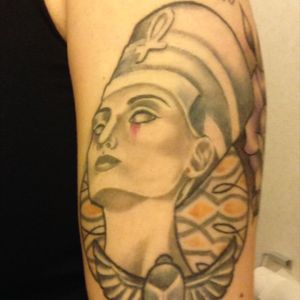 Nefertiti #egyptian #queennefertiti #girlswithtattoos #girlswithink 