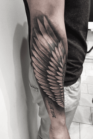 💉🔥 by carlouch niktwo #wingstattoo #realism #realistic #blackandgrey #realistictattoo #frenchartist #frenchriviera