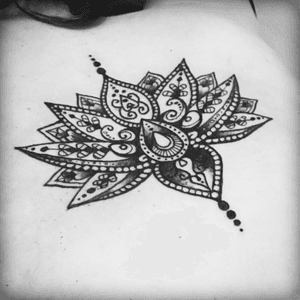 #tattoo #back #lotus #tatuaje #espalda #flordeloto 