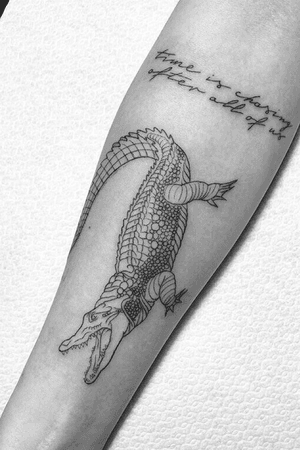 Crocodile by Edoardo Tabacchi #crocodile #blackink #fineline #realism #reptile #tattooartist 