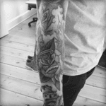 Dagger, rose & the Tattoodo T by @rossnagle #traditional #blackandgrey #dagger #rose #tattoodo #sleeve