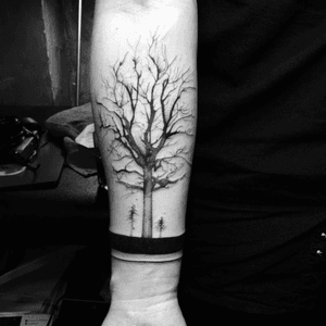 People see the naked tree, I see the deep roots up-side-down. #dreamtattoo 