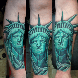 Tattoo by Dave Lopez #ronanddavestattoo #statenislandtattoo #statueoflibertytattoo #realistictattoo #nyctattoo