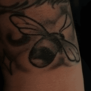 My fat lil bumblebee! #chubby #bumblebee #bee #sleeve #victoriabc