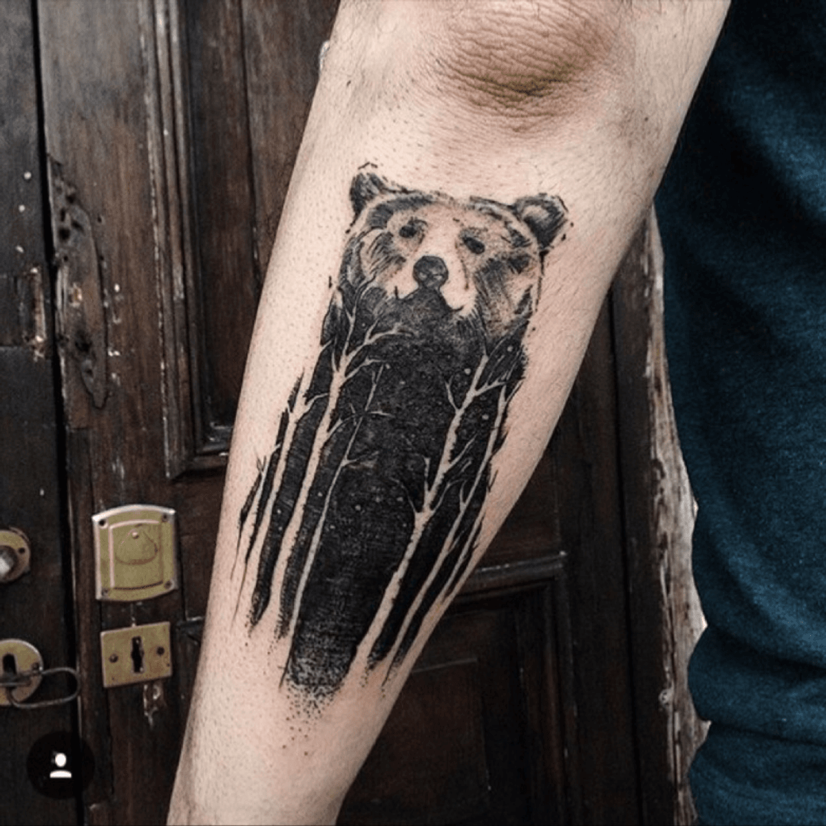 Tattoo uploaded by Danilo Delfino • Bear Tattoo Argentina. For bookings New  York and Europe: .................................. # bear #Beartattoos #blackworktattoo #blackwork #beartattoo #animalhead #oso # tree #treetattoo #texture ...