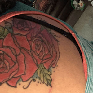 Its not a good picture but... its my first shoulder tattoo two years ago . I still love it! 3roses.