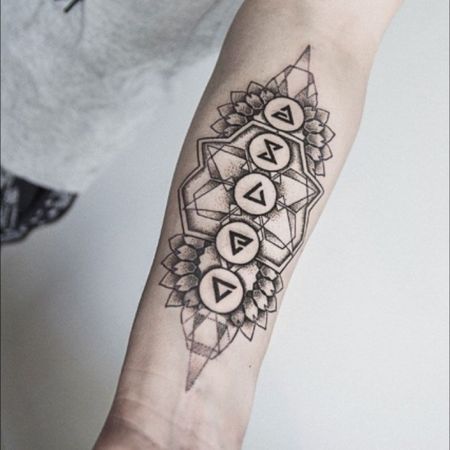 Flash tattoo