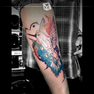 Tat No.36 Calderon Hummingbird 🕊 #tattoo #watercolor #hummingbird #calderon #music #violin #bylazlodasilva