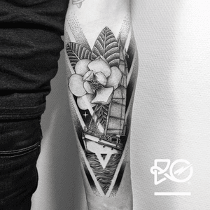 By RO. Robert Pavez • Memoirs of a Magnolia • Studio Nice Tattoo • Stockholm - Sweden 2018  • #engraving #dotwork #etching #dot #linework #geometric #ro #blackwork #blackworktattoo #blackandgrey #black #tattoo #fineline