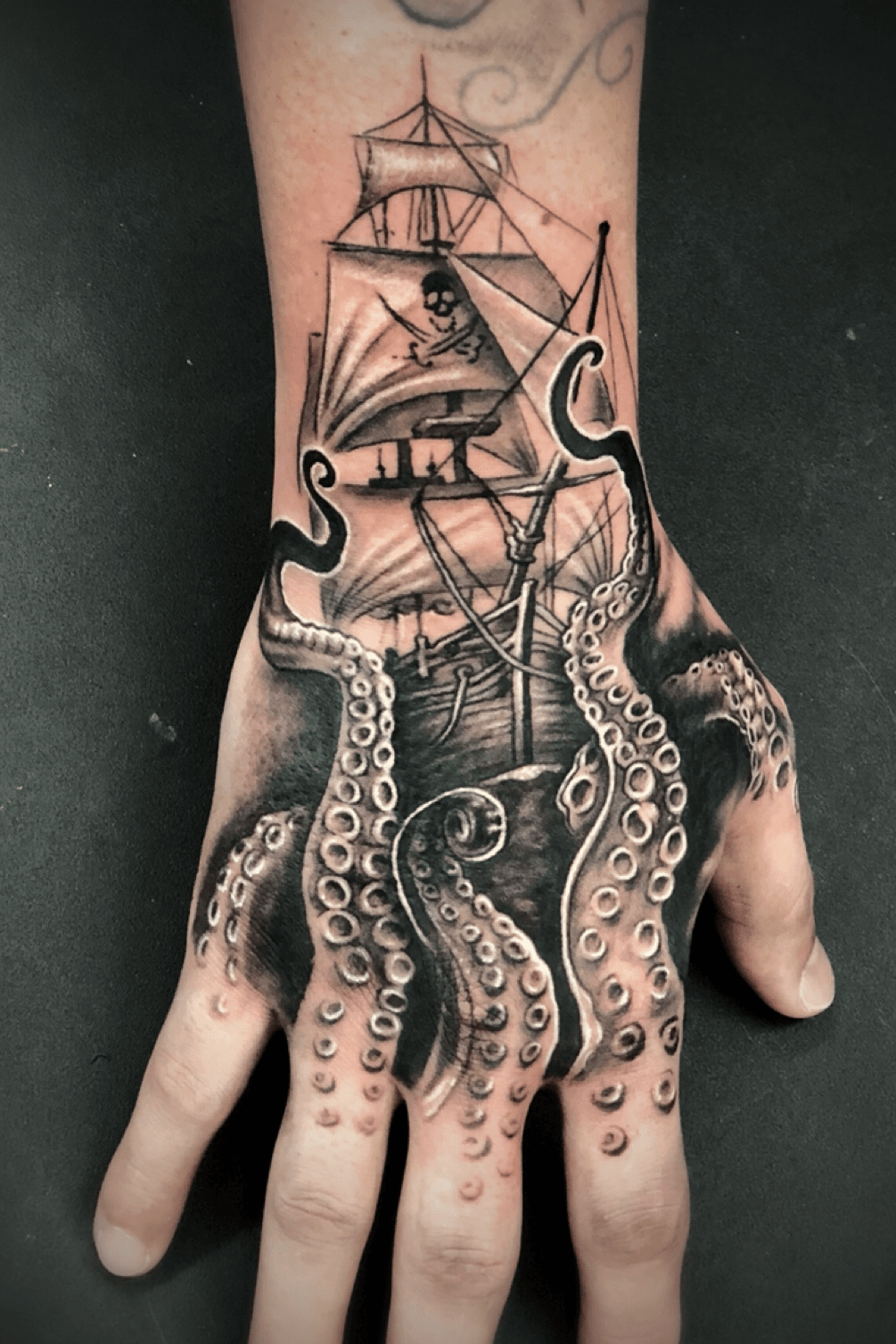 10 Traditional Kraken Tattoos