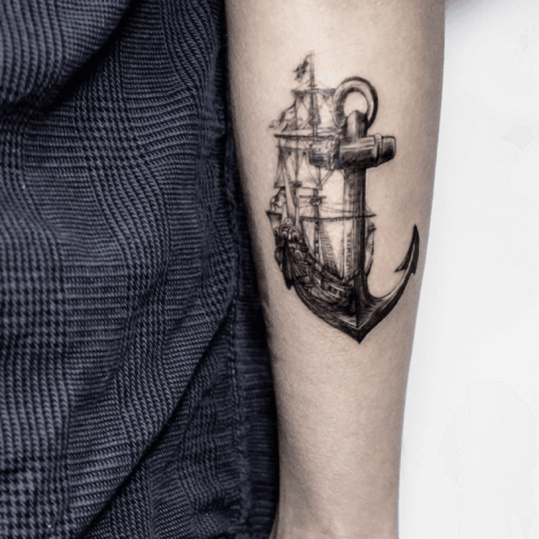 Ship anchor and first time using a mag for shading! : r/TattooBeginners