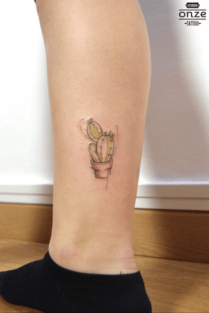 Little minimal cactus by Edgar