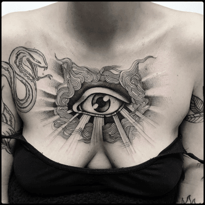 #totemica #tunguska #black #eye #hair #clouds #sunlight #tattoo #blackworkers #originalsintattooshop