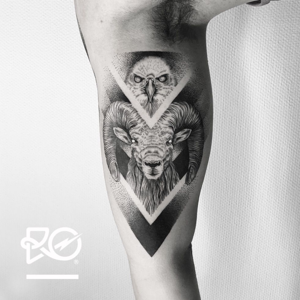 Tattoo uploaded by R O* B E R T P A V E Z • Tattoodo