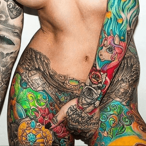  #nude #sleeve #sexy #tattooedwomen #blackandgrey 