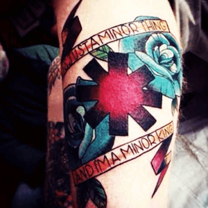 #tattoo #redhotchilipeppers #coloredtattoo #tattooupperarm #bands #band #upperarm #rhcp      🌶🌶🌶🌶🌶 