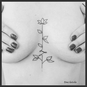 Petit UNALOME végétal 💐 #bims #bimskaizoku #bimstattoo #paris #paname #tatouage #ink #inked #custom #unalome #unalometattoo #vegan #vegetal #lotus #picture #photography #pict #paristattoo #boobs #blackandgrey #blackworkerssubmission #blackworkers #blxcktattoo #blacktattoo #tattrx #tattoo #tattooer #tattooed #tattoodesign 