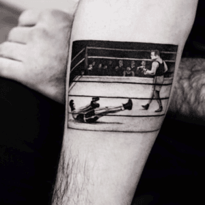 Balazsbercsenyi (Instagram) I believe this was a tribute to a relative obviously knocking someone out. He does the most amazing detail. Probably my favorite tattoo artist. #boxing #tko #tribute 