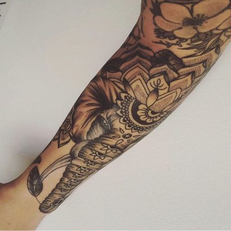 Flash tattoo