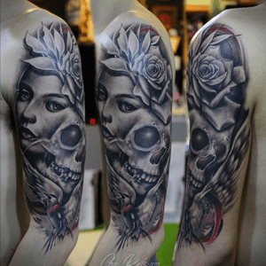 Done #blackandgrey #realistic #tattoo #blackandgreytattoo #skull #skulltatoo #realistictattoo #color #colortattoo 