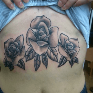 Underboob roses #ink#inked#inks#inksling#inkedup#tat#tatt#tattoo#tattooist#tattooing#rosetattoo#like#ribs#chest#boob 