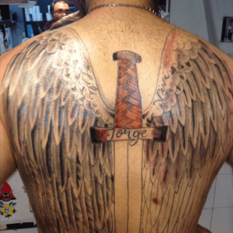 Tattoo uploaded by Dres • #espalda #alas #espada #angel • Tattoodo