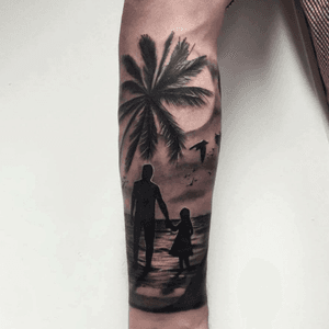 I wish I can go to beach with my dad again but it wont have chance to do it anymore. So I want to ink it in my legs and make it forever. #dreamtattoo 