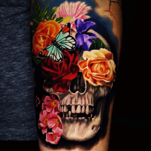 #colour #skull #flowers 
