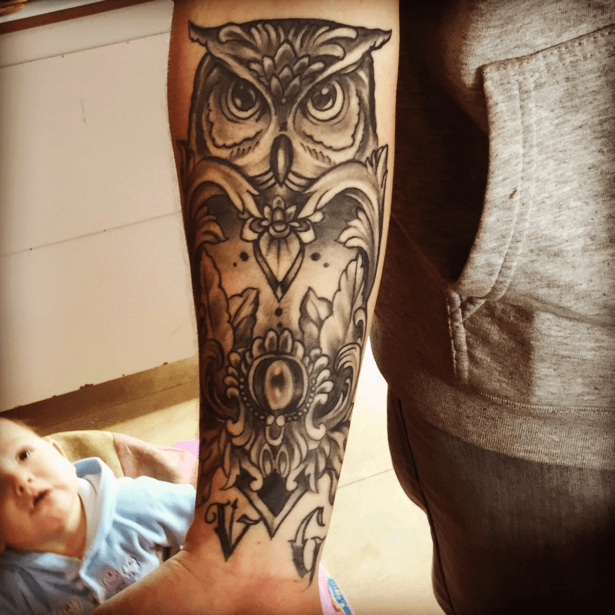 Tattoo uploaded by Franco Gabriel • #Buho #AnteBrazo #Iniciales • Tattoodo