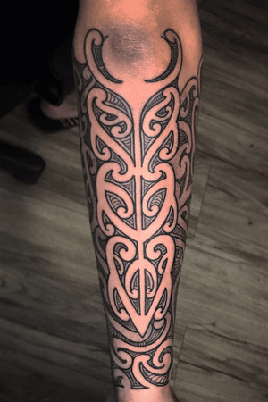 Freehand inspired by Maori tattoo