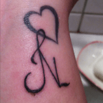 More on the little tattoo #heart #heartandletters #jnl #myfamily #mikstattoo #siggymikstattoo #madein2012 #dk #mybody 