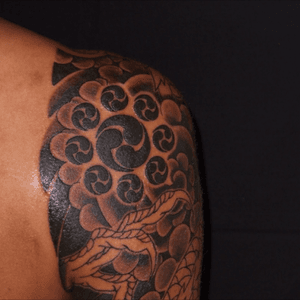 #Family_crest #horitono_style #tattoo #japan #tono #horitono #irezumi #kanagawa #zama #tokyo #shibuya #刺青 #との #殿 #彫殿 #神奈川 #座間 #東京 #渋谷 #渋谷life