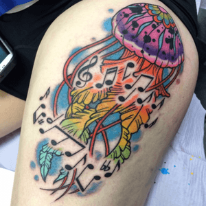 Jellyfish for anna lee. #jellyfish #tattoo #neotraditional #neo #colour #brightcolours #ocean #music 