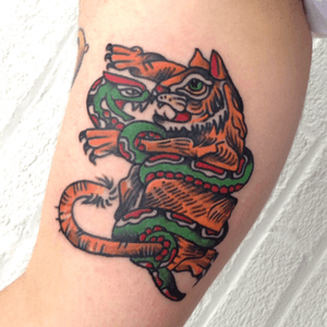#snake#tiger#AmericanTraditional #tattoo 