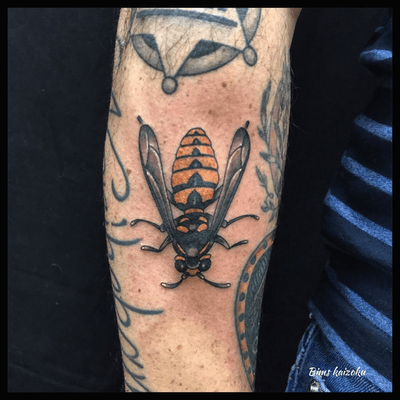 Les gros insectes sont de retours !! #bims #bimstattoo #bimskaizoku #paris #paname #paristattoo #tatouage #abeille #bee #miel #frelon #ink #inked #insecte #insect #tttism #tatt #tattoo #tattrx #tattoos #tattooer #tattoodo #tattooed #tatts #tatto #tattooist #tattoomodel #tattooartist #love #hate 