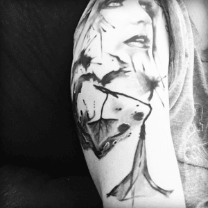 Another bad ass tattoo done here in #tucson #amijamesdreamtattoo #dreamtattoo #russwebertattoos #badass #semicolonproject #heartonmysleeve #mentalhealth #addiction #addictionsucks #morningglory 